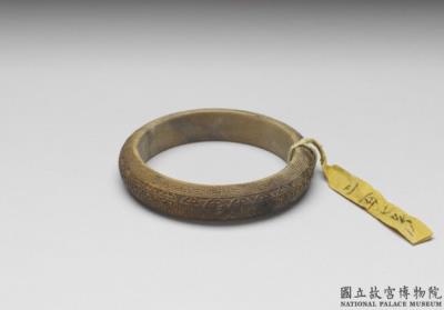 图片[2]-Decorated agarwood bracelet with carved characters of blessing, Qing dynasty (1644-1911)-China Archive
